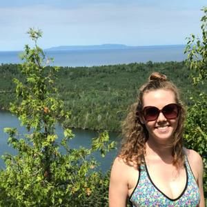 Meet your Posher, Kelly